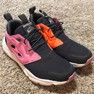 Reebok classic ultralite sz 7 (wms 9)